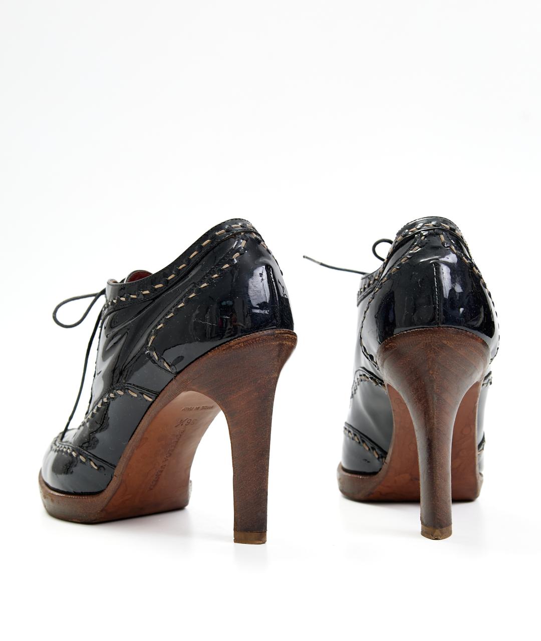 BOTTEGA VENETA Черные туфли из лакированной кожи, фото 4