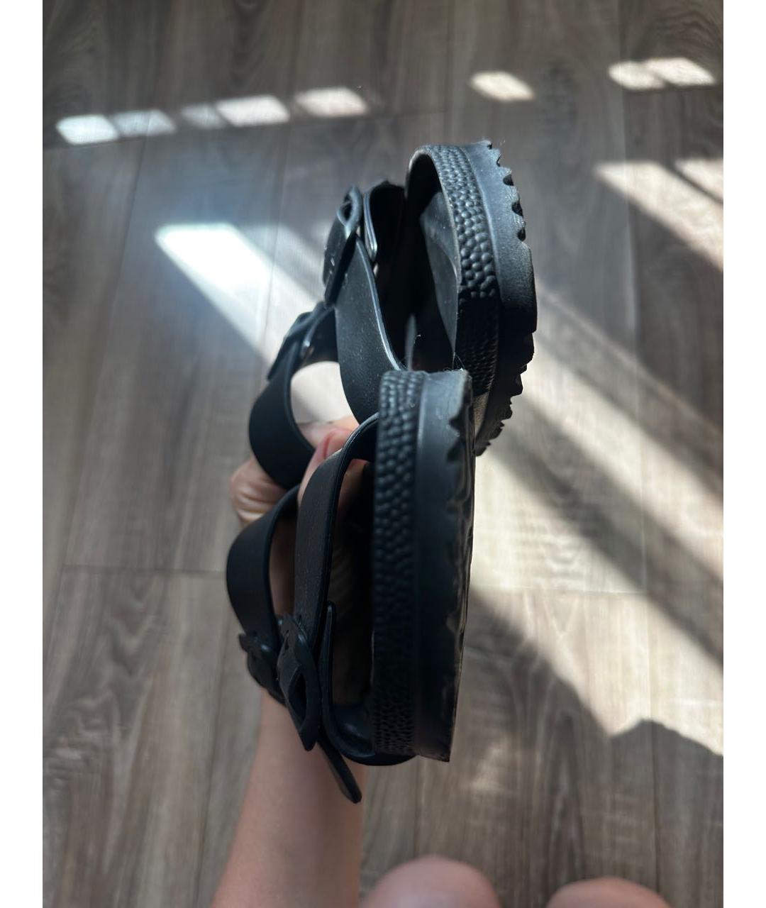 BIRKENSTOCK Черные резиновые шлепанцы, фото 2