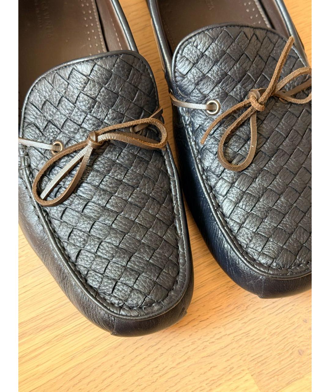 BOTTEGA VENETA Темно-синие кожаные мокасины, фото 6