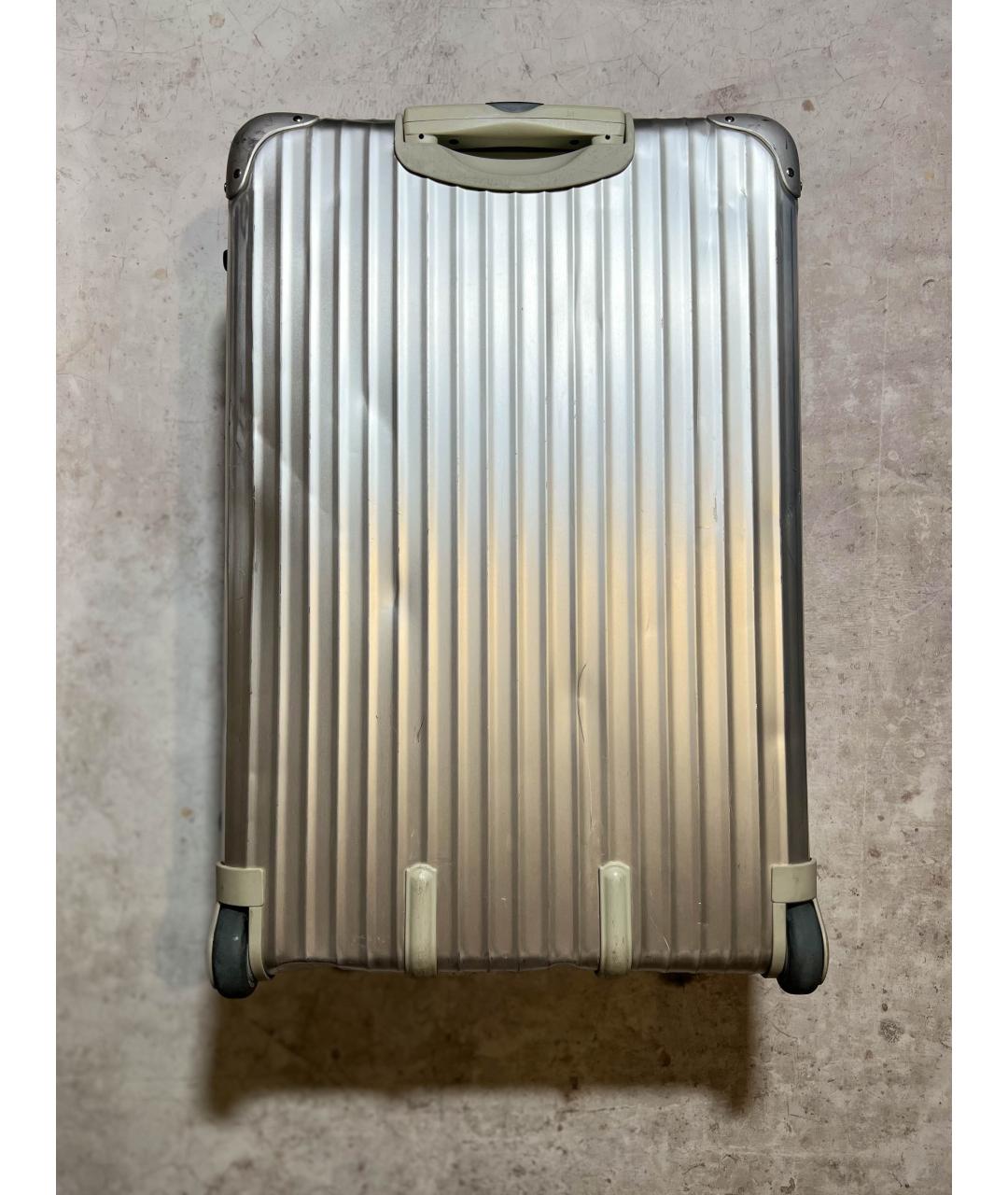 Rimowa Серебряный чемодан, фото 3