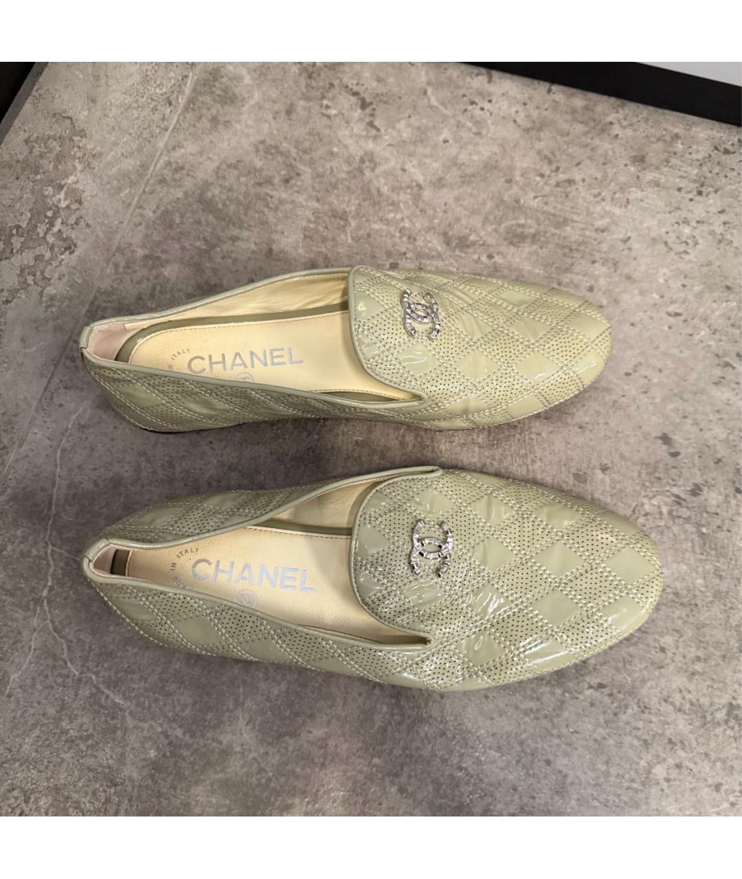 CHANEL Салатовые лоферы из лакированной кожи, фото 4