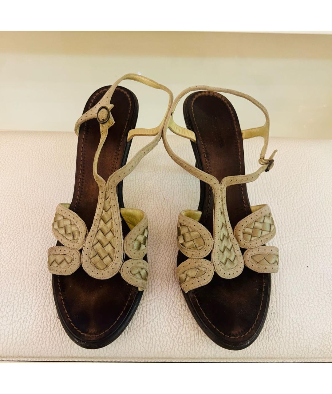 BOTTEGA VENETA Бежевые кожаные босоножки, фото 2