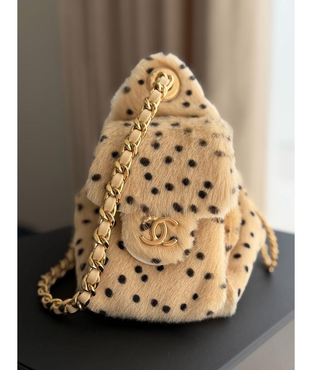 CHANEL Бежевая меховая сумка через плечо, фото 4