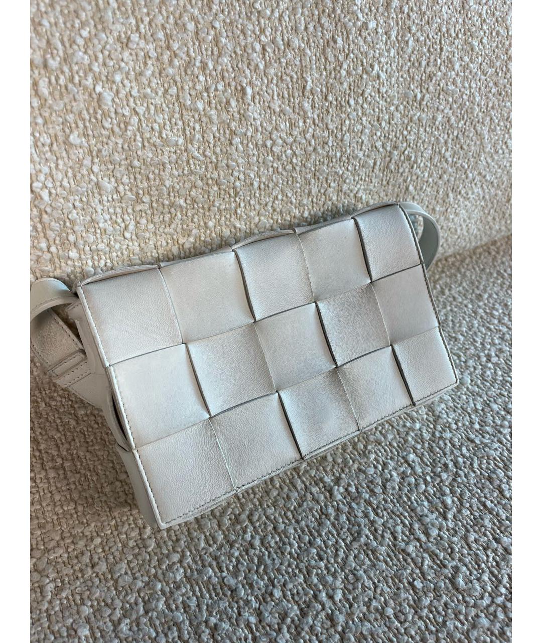 BOTTEGA VENETA Белая кожаная сумка через плечо, фото 2