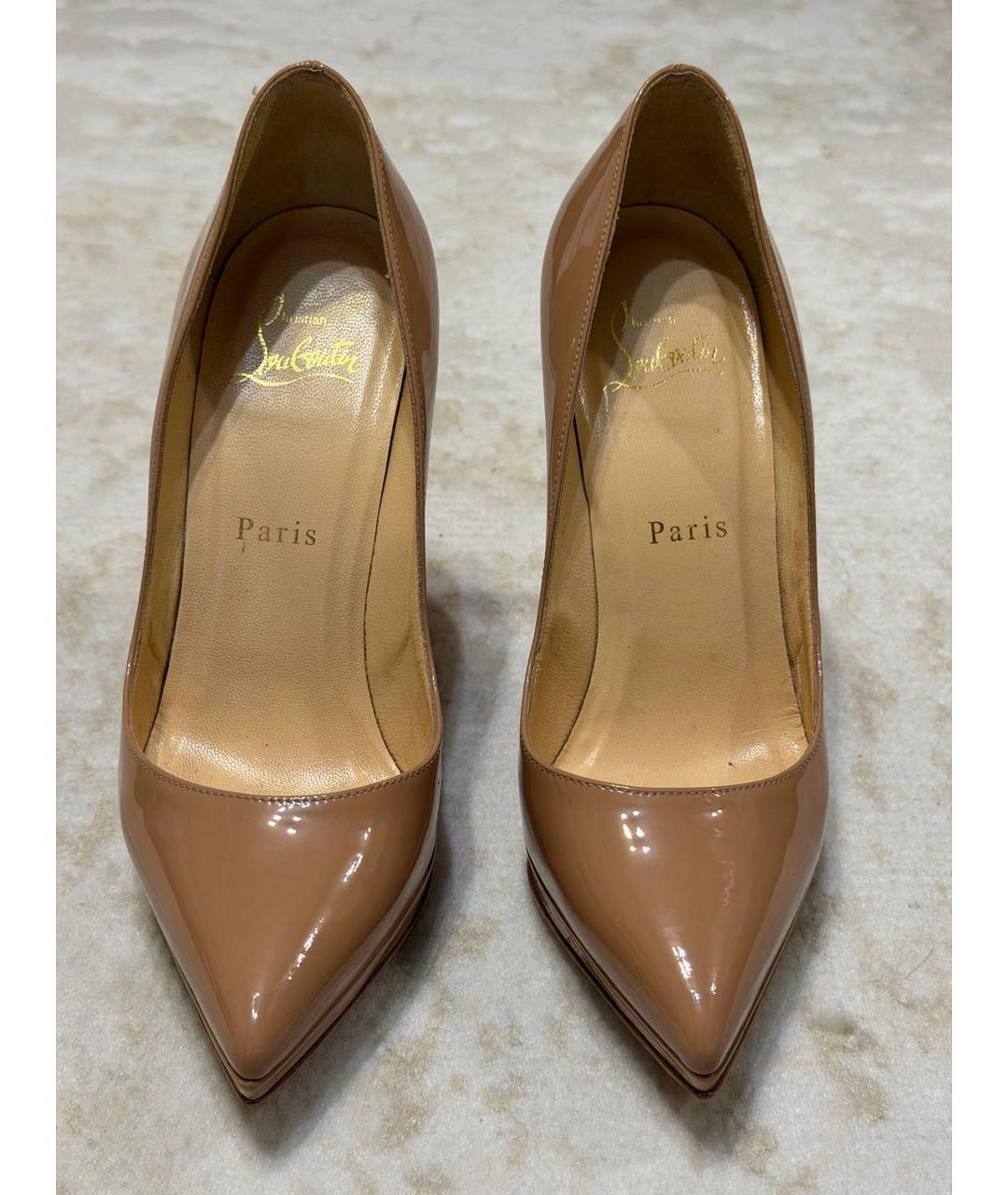 CHRISTIAN LOUBOUTIN Бежевые туфли из лакированной кожи, фото 2