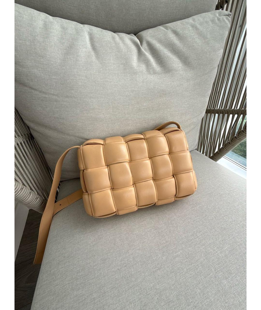 BOTTEGA VENETA Бежевая кожаная сумка через плечо, фото 3