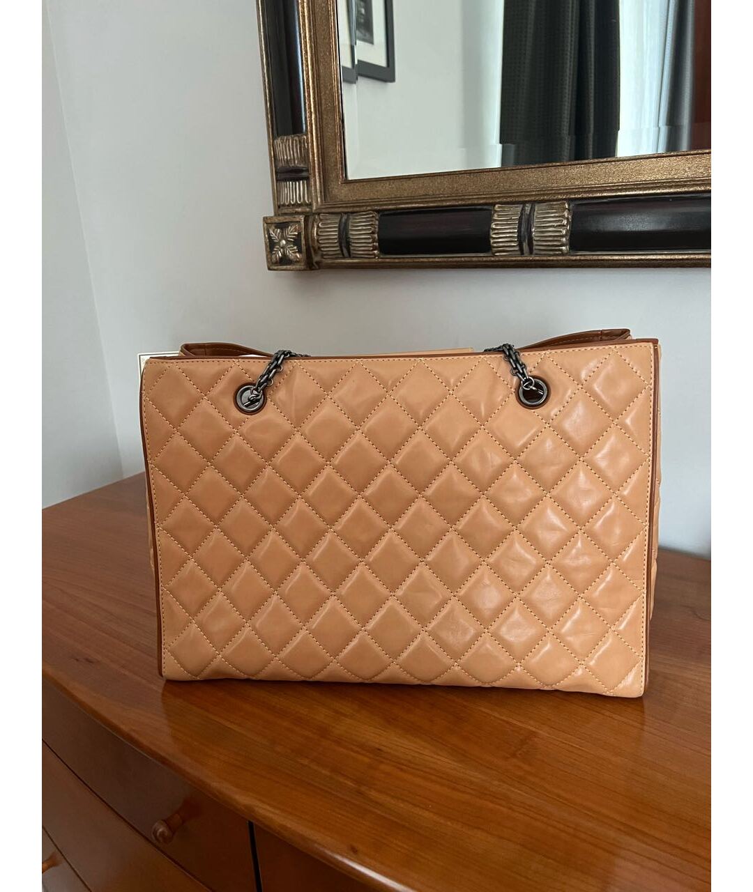 CHANEL PRE-OWNED Оранжевая кожаная сумка с короткими ручками, фото 3