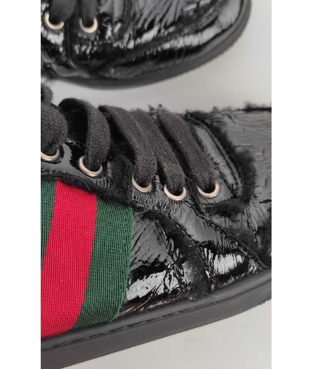 GUCCI Черные кеды из лакированной кожи, фото 9