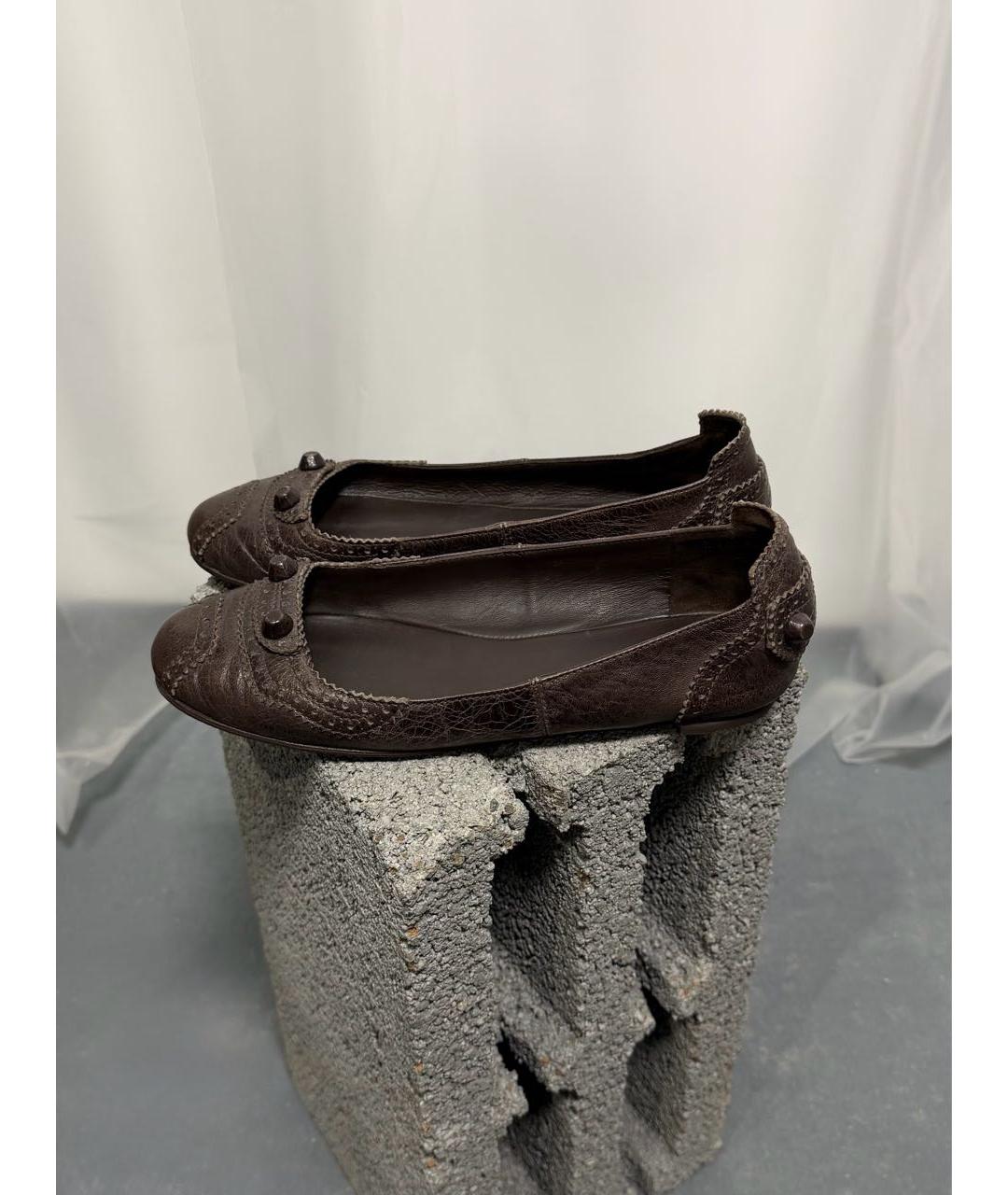 BALENCIAGA Коричневые кожаные балетки, фото 5