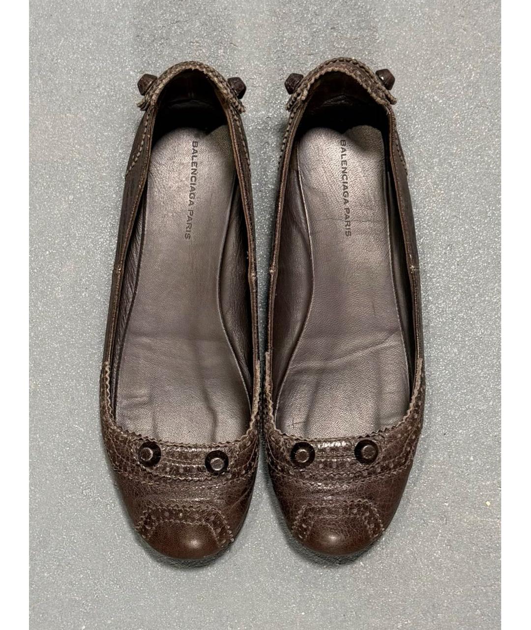 BALENCIAGA Коричневые кожаные балетки, фото 3