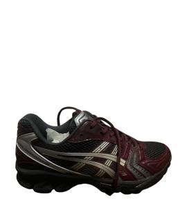 ASICS Низкие кроссовки / кеды