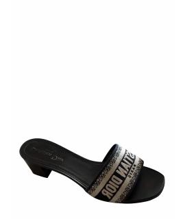 CHRISTIAN DIOR Шлепанцы