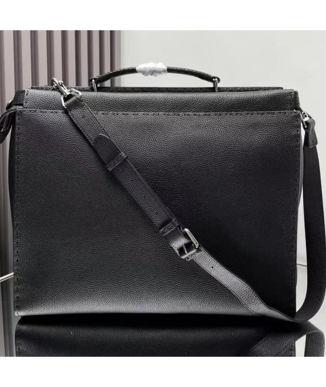 FENDI Черная кожаная сумка через плечо, фото 4