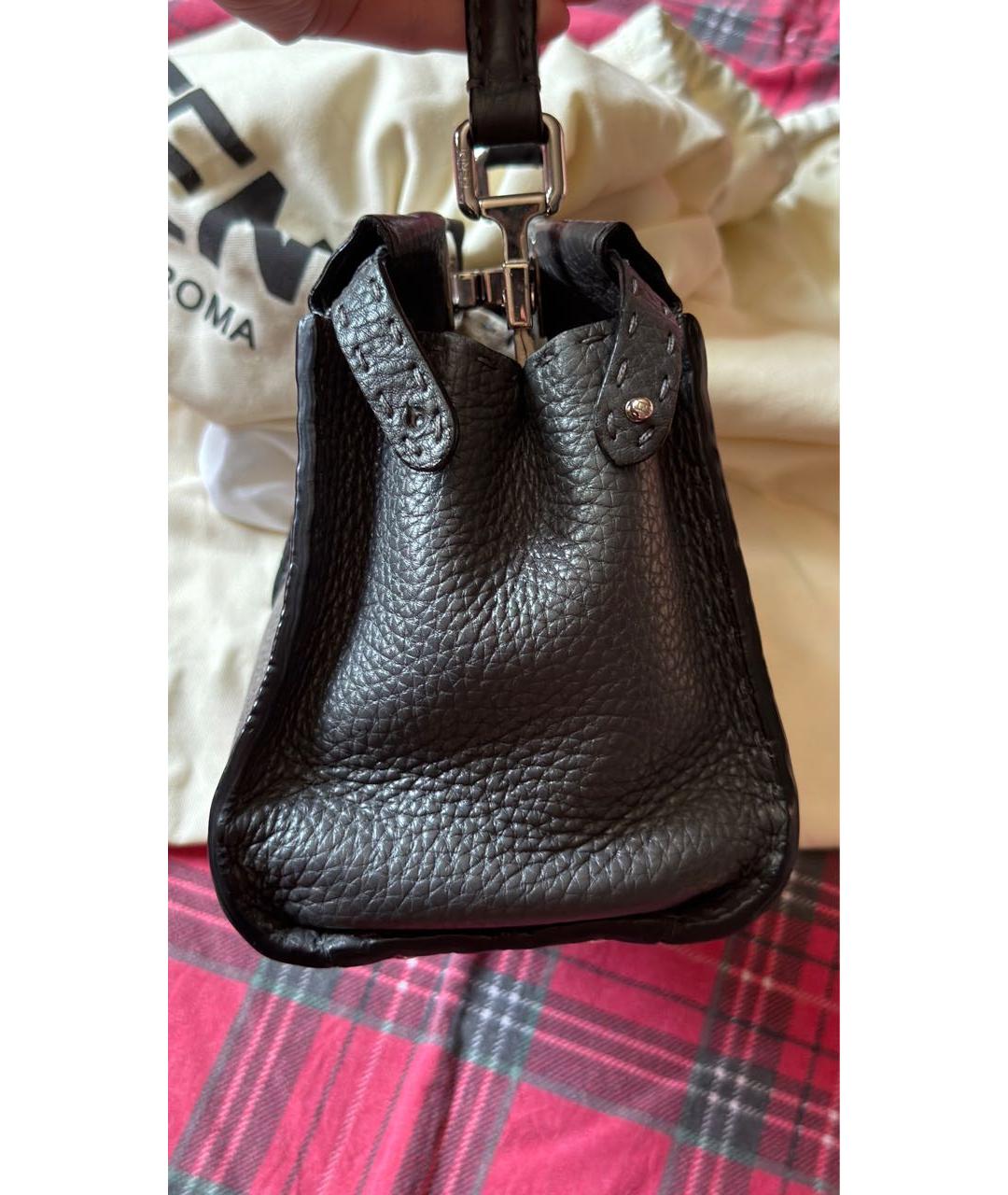 FENDI Антрацитовая кожаная сумка с короткими ручками, фото 4