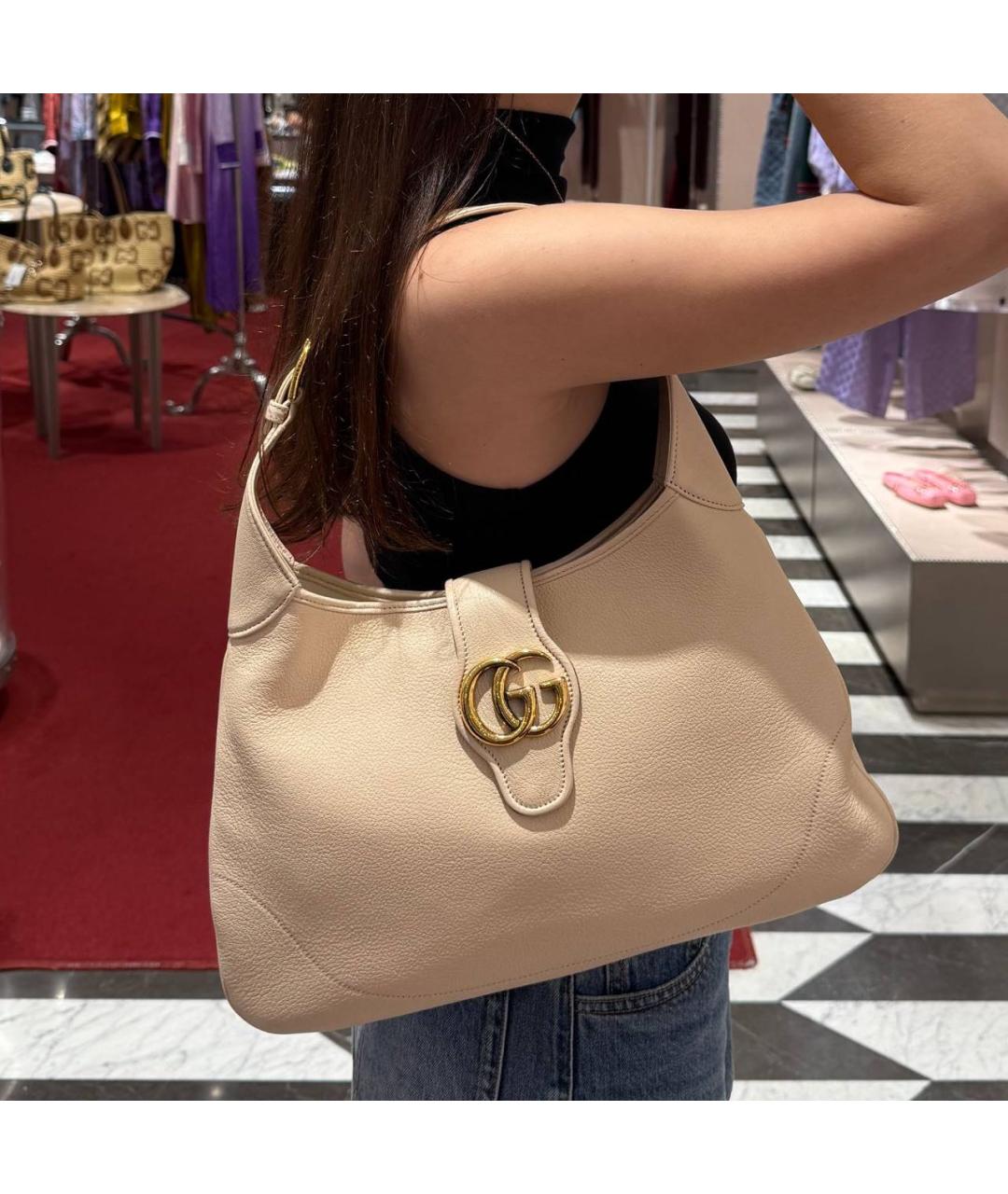 GUCCI Бежевая кожаная сумка с короткими ручками, фото 3