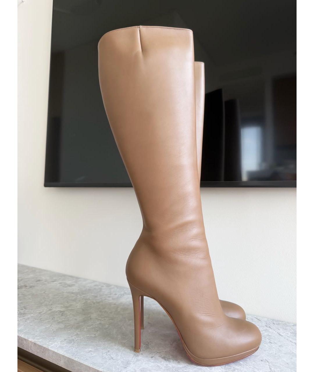 CHRISTIAN LOUBOUTIN Бежевые кожаные сапоги, фото 5