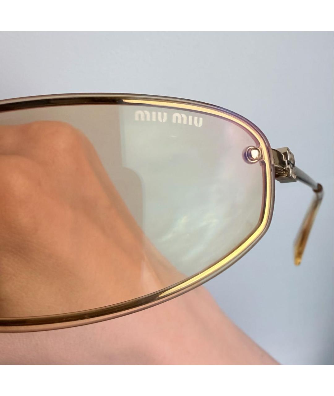 MIU MIU Золотые металлические солнцезащитные очки, фото 3