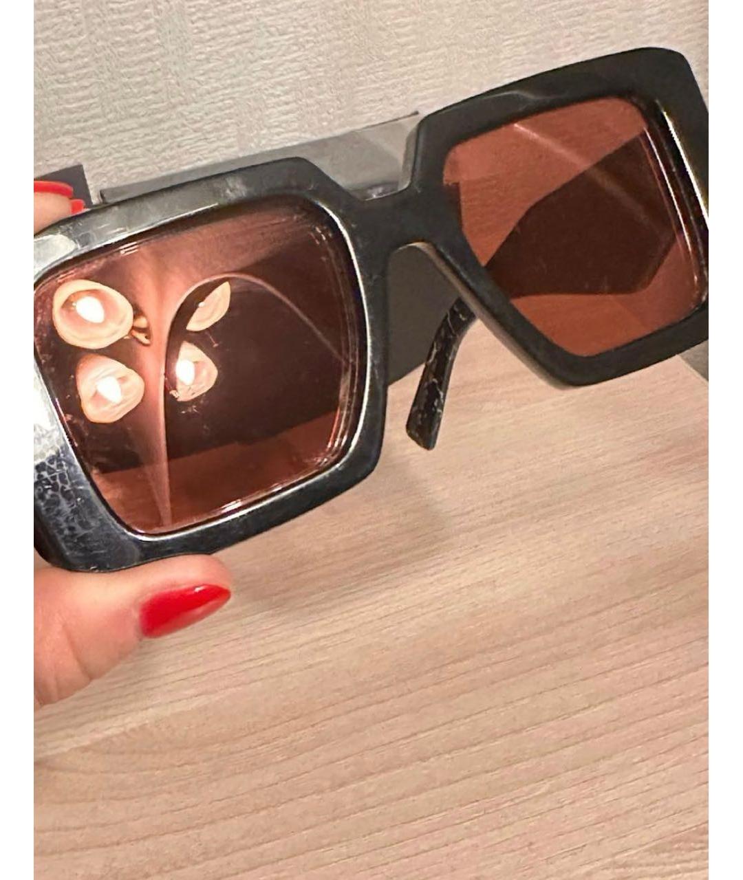 PRADA Черные пластиковые солнцезащитные очки, фото 3