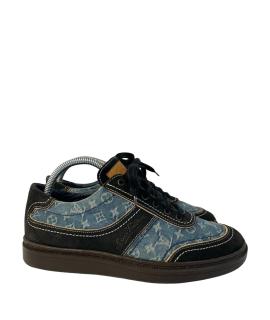 LOUIS VUITTON Низкие кроссовки / кеды
