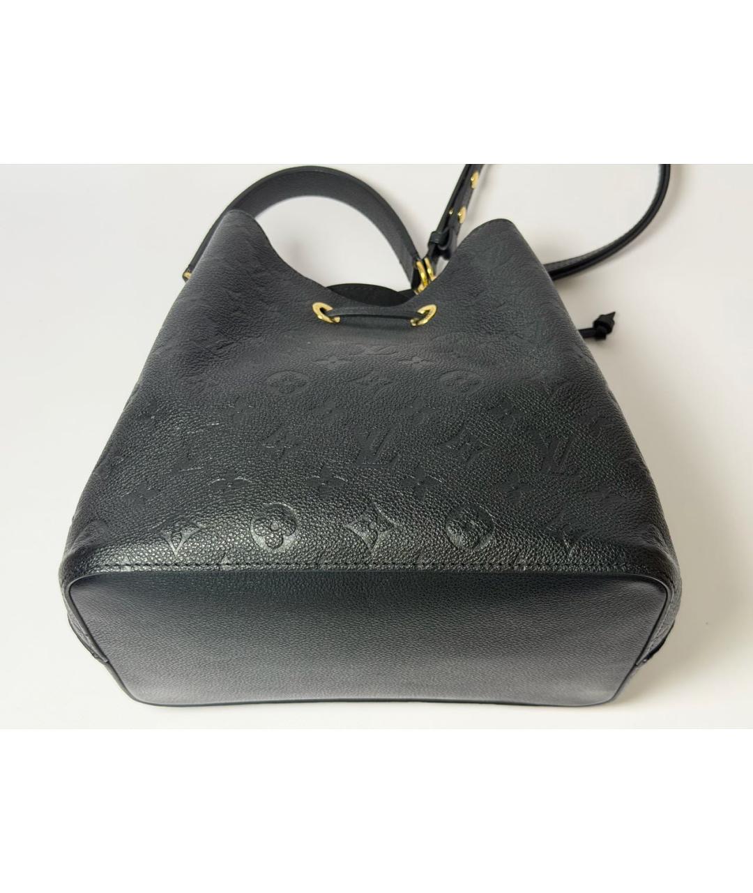 LOUIS VUITTON Черная кожаная сумка через плечо, фото 6