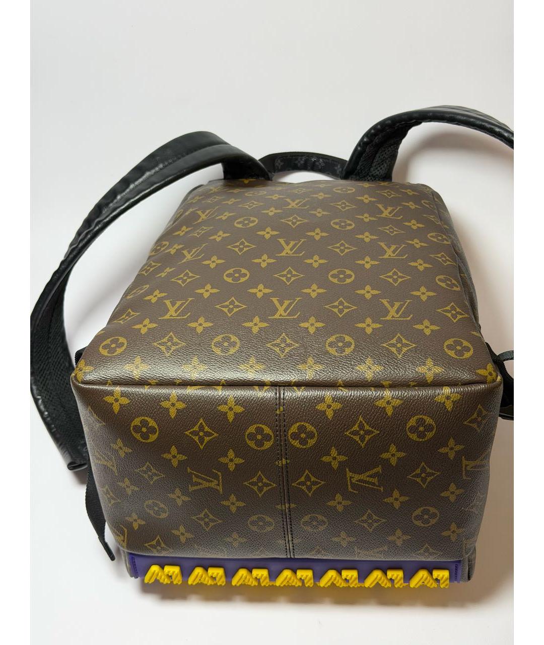 LOUIS VUITTON Коричневый рюкзак, фото 6