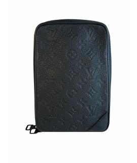 LOUIS VUITTON Сумка на плечо