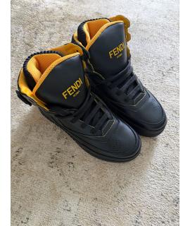 FENDI Высокие кроссовки / кеды