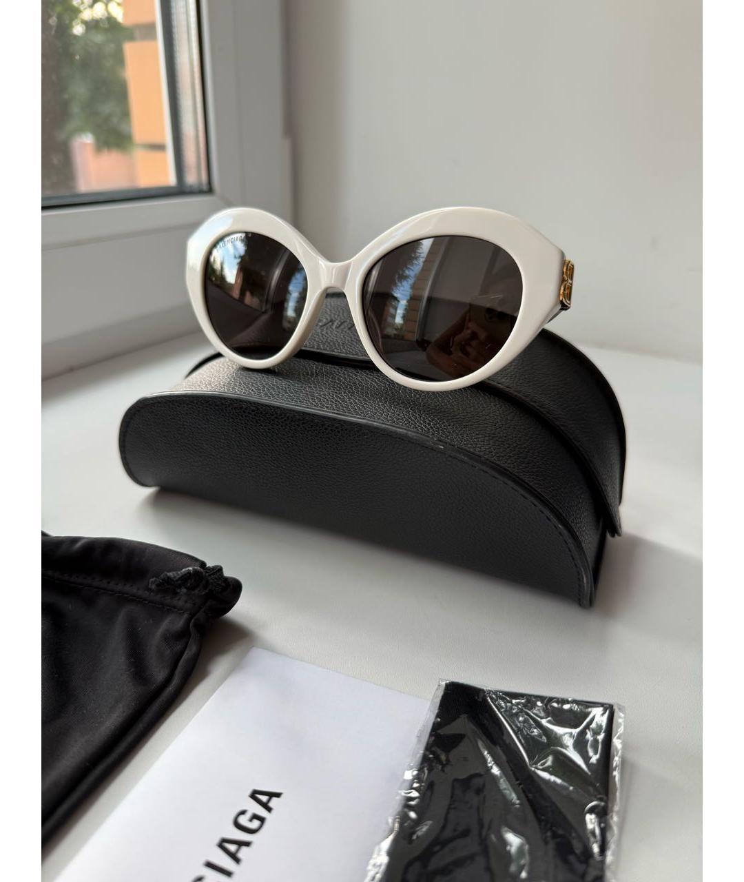 BALENCIAGA Белые пластиковые солнцезащитные очки, фото 1