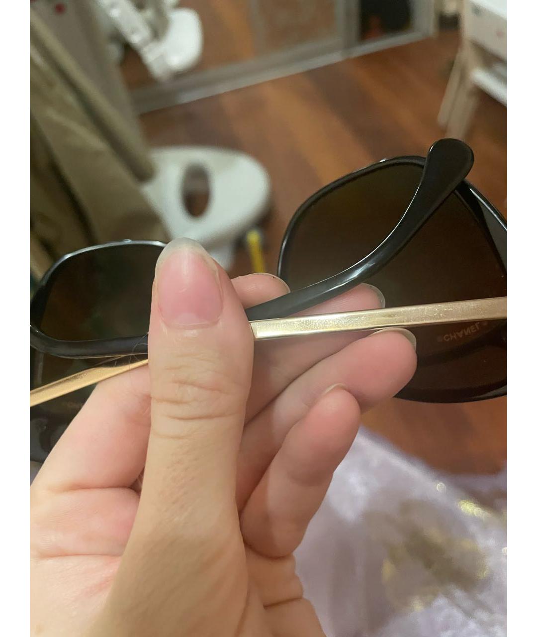 CHANEL Золотые пластиковые солнцезащитные очки, фото 3