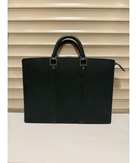 LOUIS VUITTON Портфель