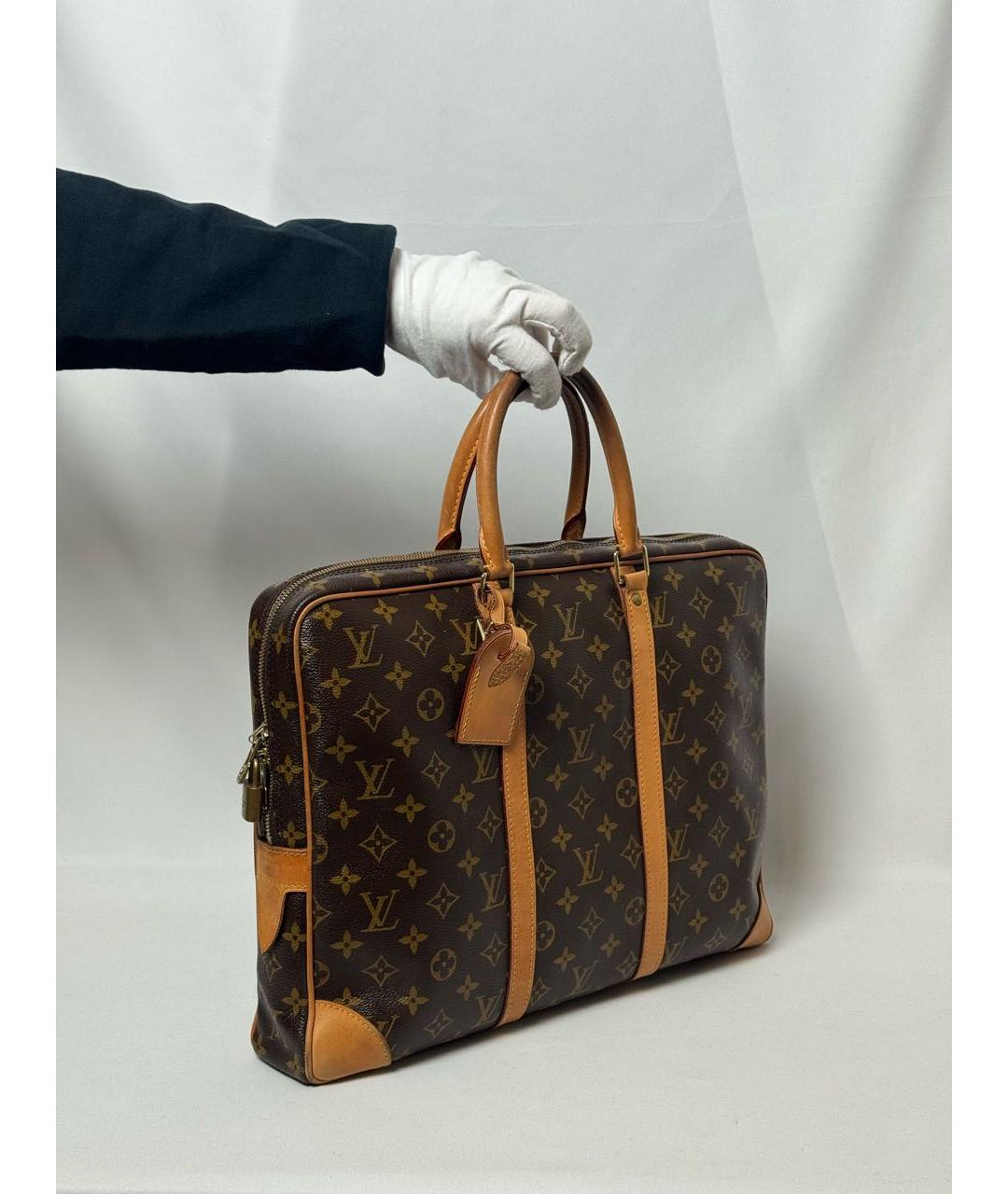LOUIS VUITTON Коричневый кожаный портфель, фото 2
