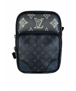 LOUIS VUITTON Сумка на плечо