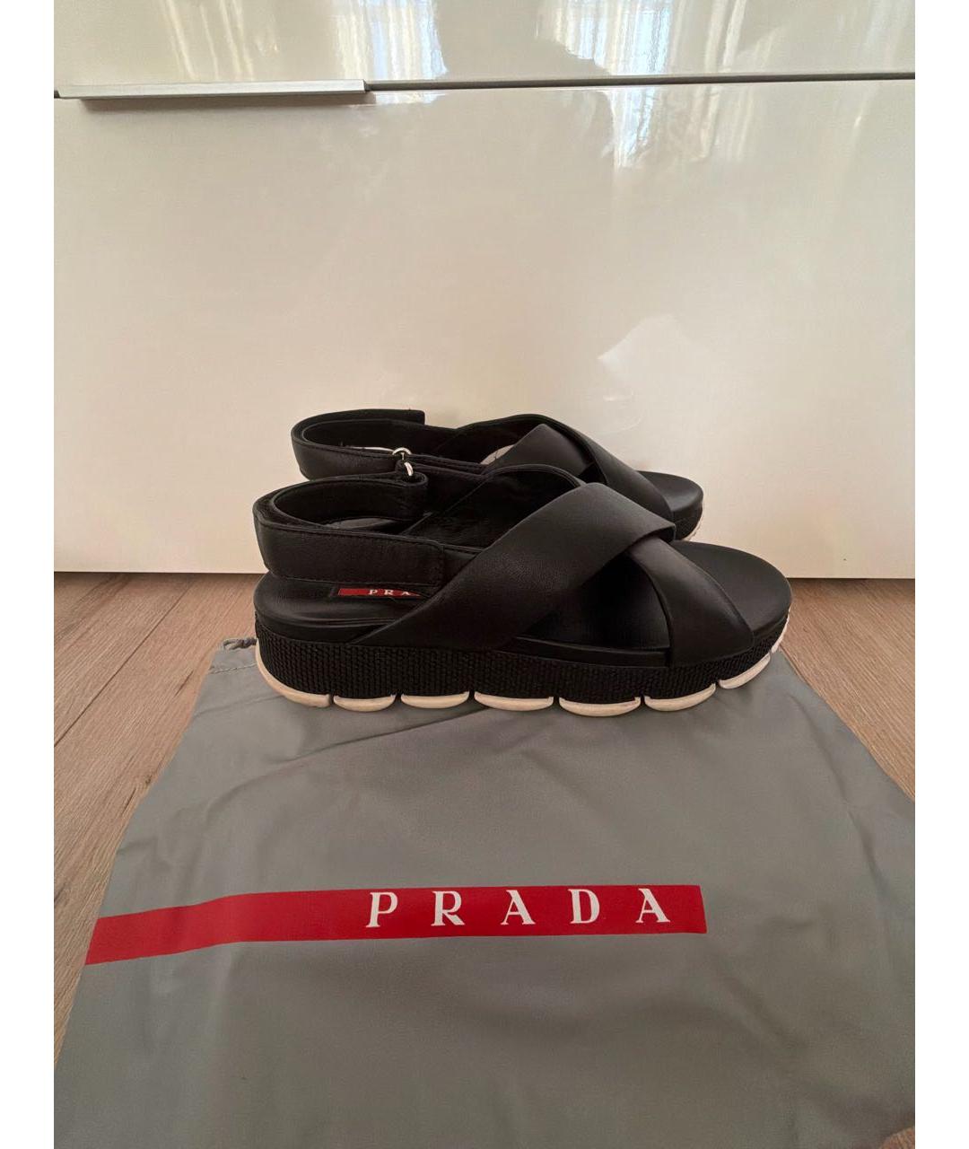 PRADA Черные кожаные босоножки, фото 1