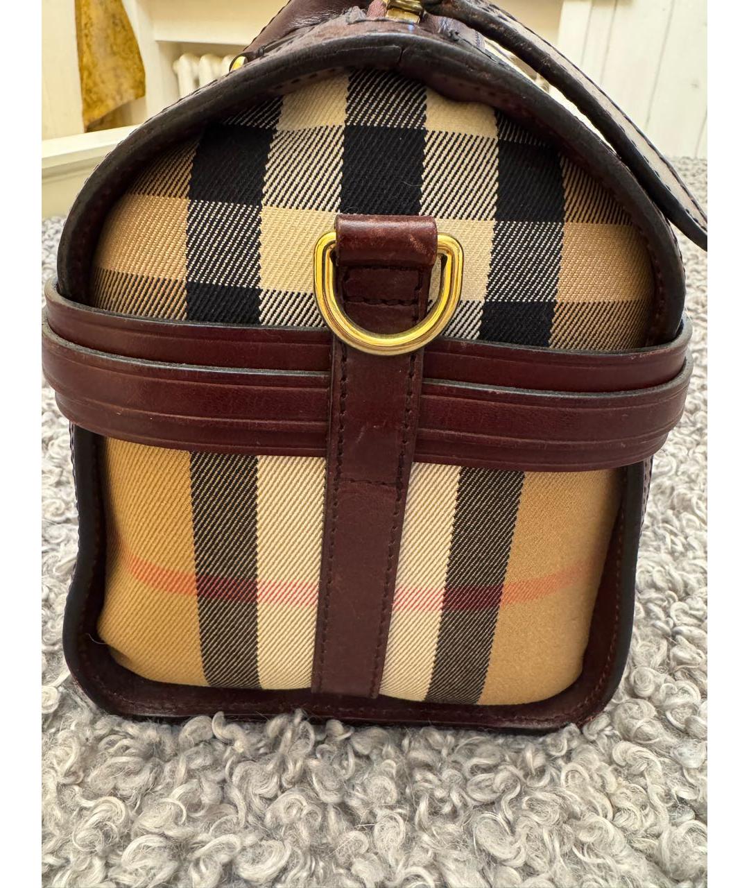 BURBERRY Коричневая кожаная сумка с короткими ручками, фото 5