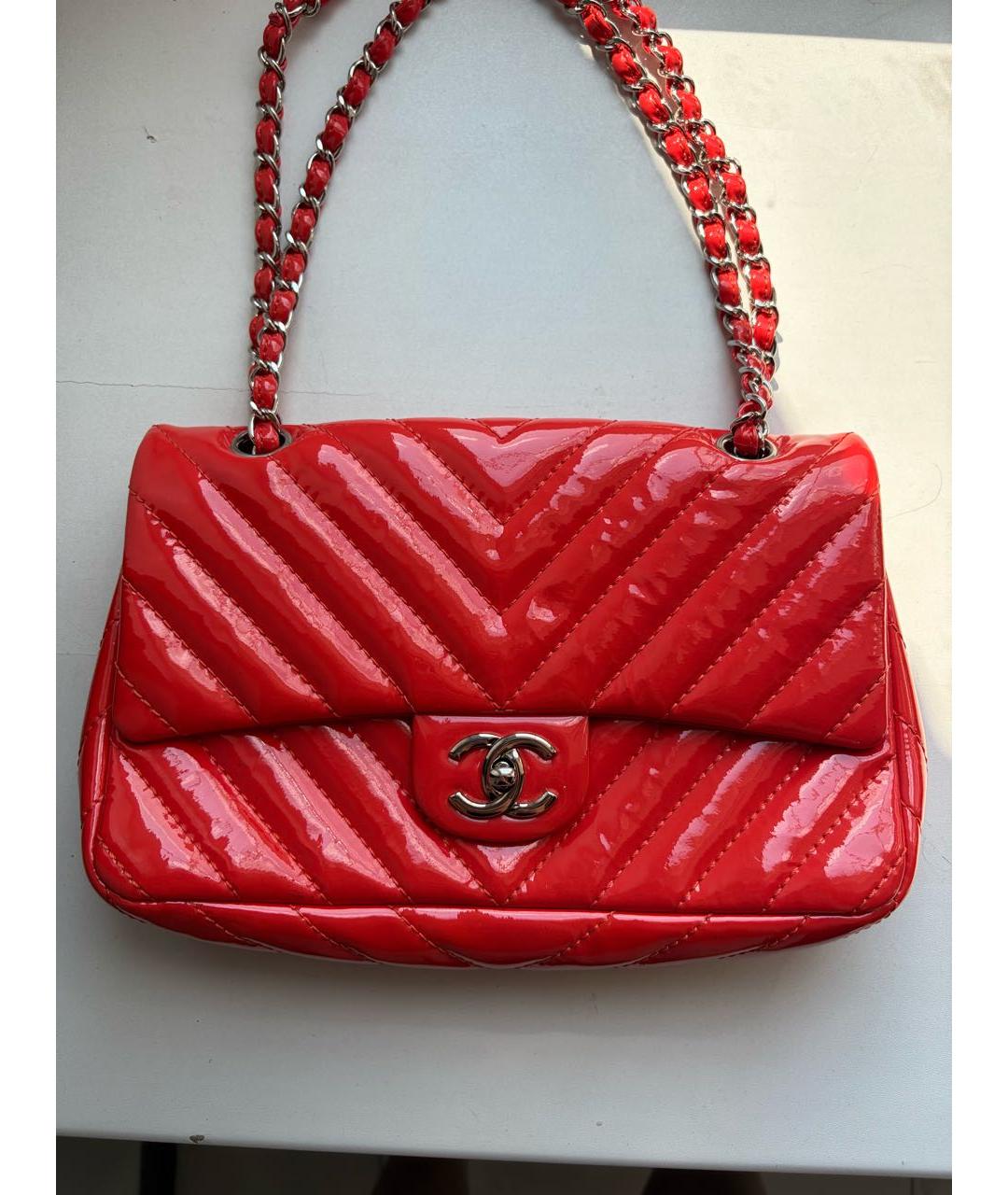 CHANEL Коралловая кожаная сумка с короткими ручками, фото 2