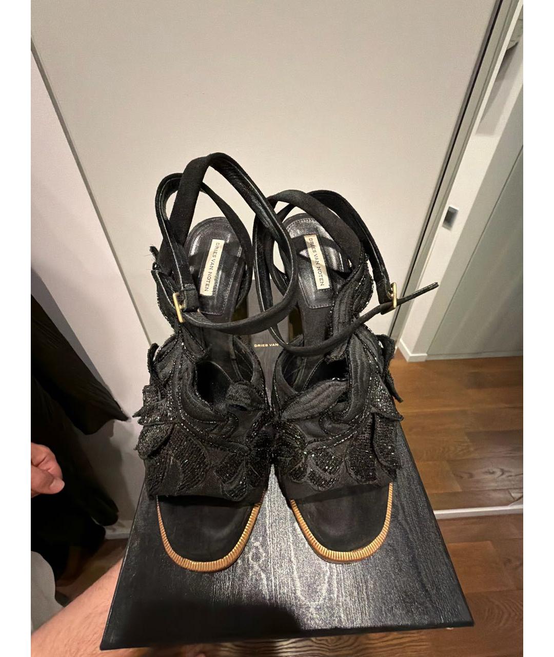 DRIES VAN NOTEN Черные замшевые босоножки, фото 2