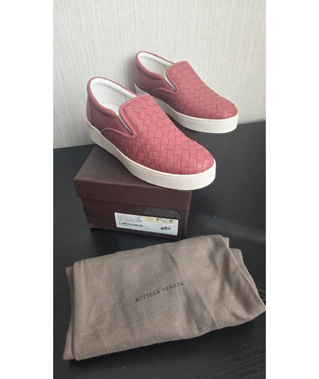 BOTTEGA VENETA Розовые кожаные слипоны, фото 7