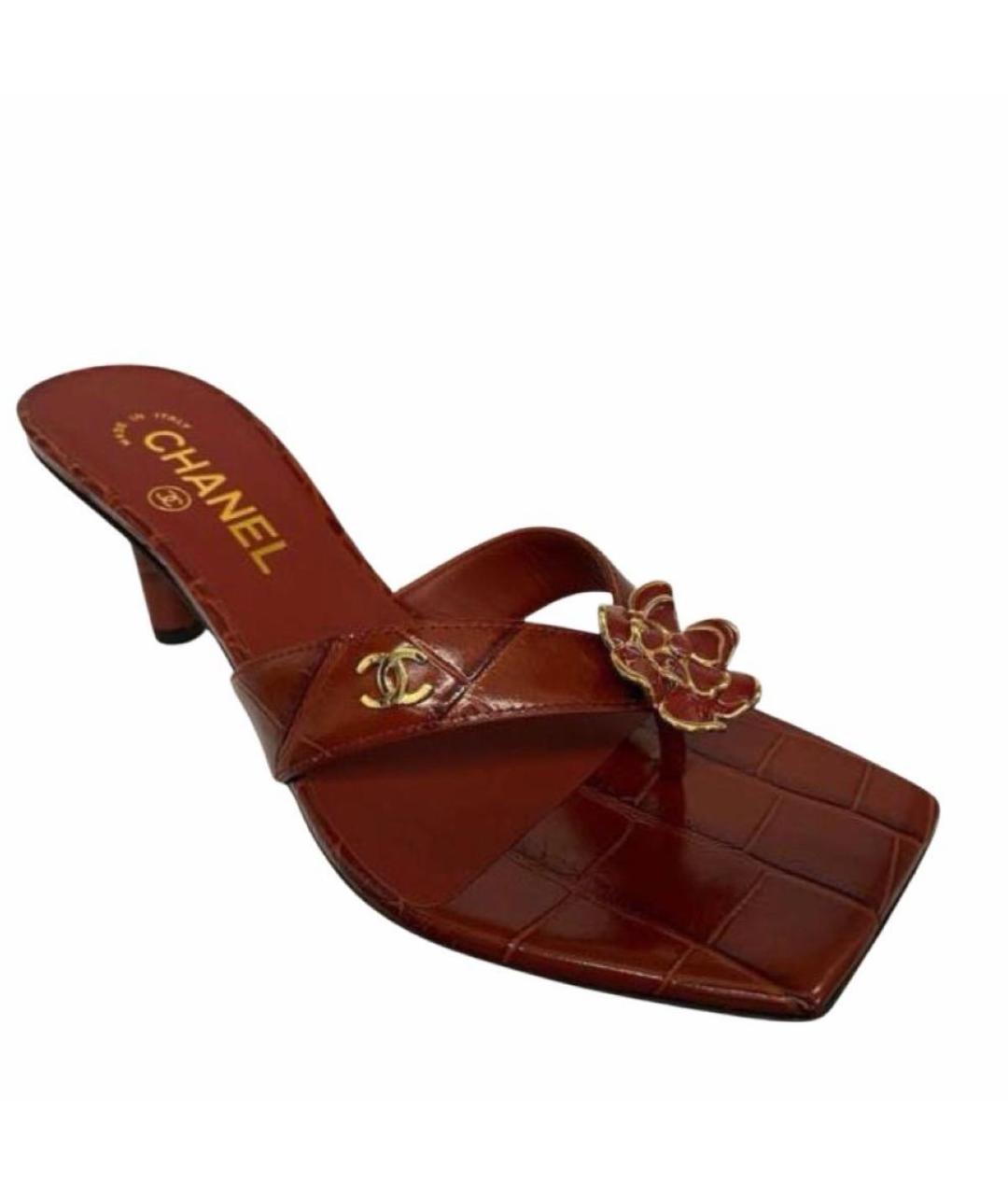 CHANEL Бордовые кожаные мюли, фото 1