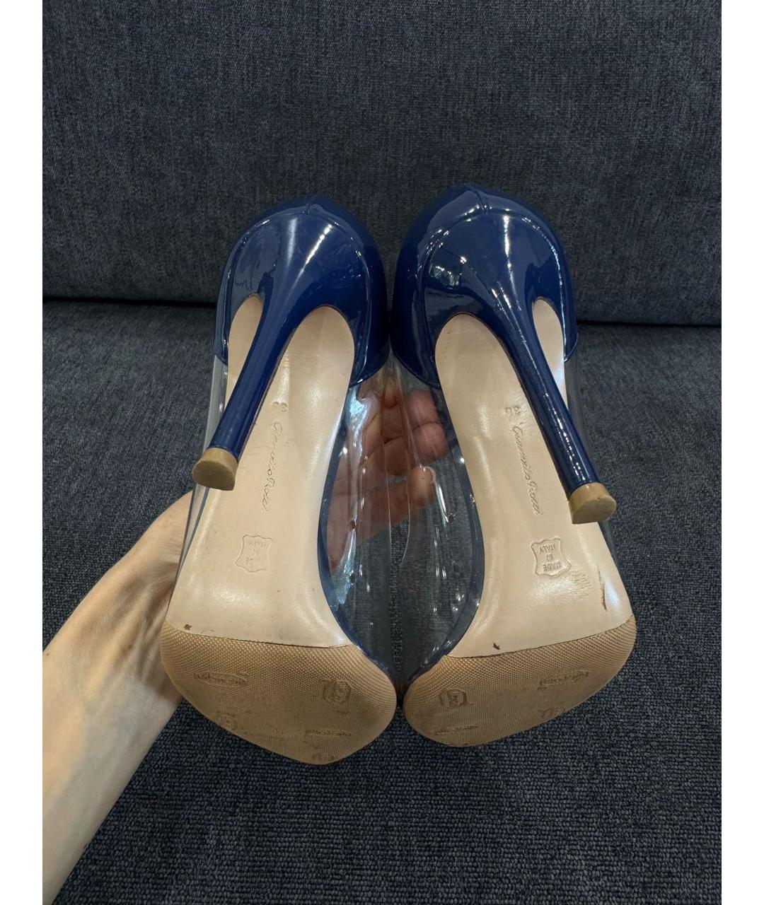 GIANVITO ROSSI Темно-синие туфли из лакированной кожи, фото 4
