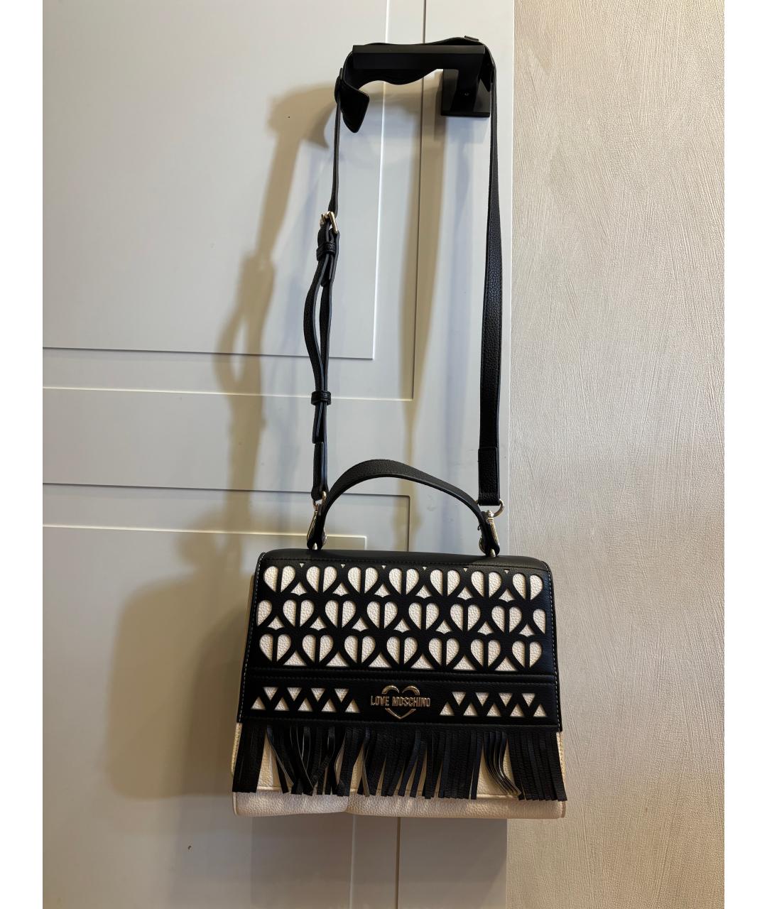 LOVE MOSCHINO Черная сумка с короткими ручками из искусственной кожи, фото 6