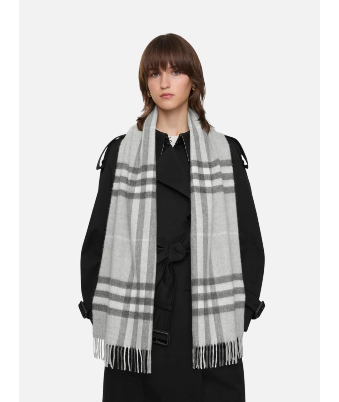 BURBERRY Серый кашемировый шарф, фото 2
