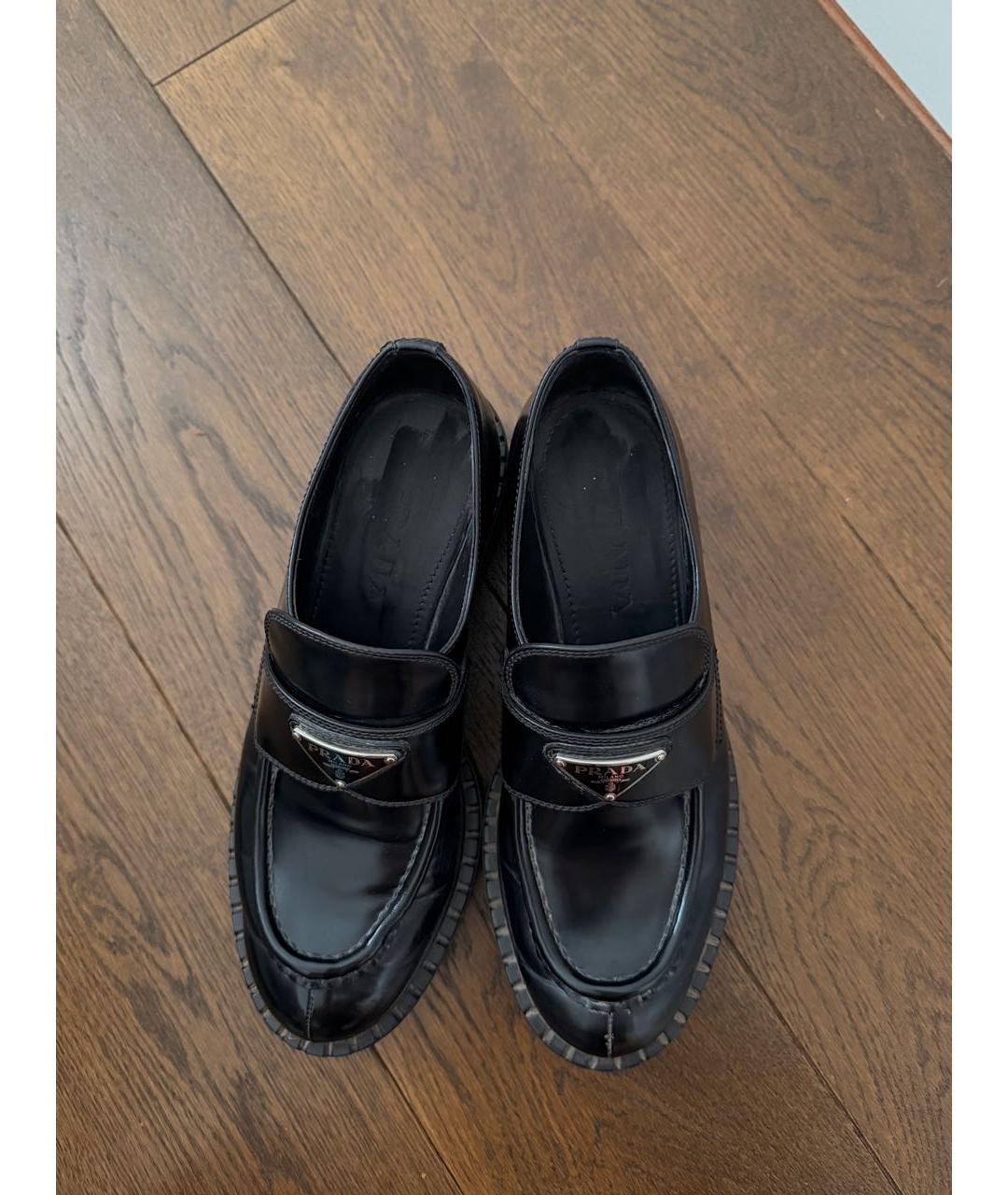 PRADA Черные лоферы из лакированной кожи, фото 3