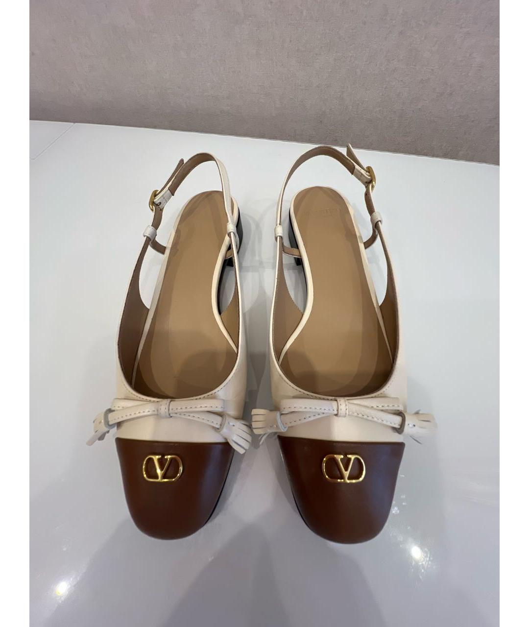 VALENTINO Бежевые кожаные туфли, фото 2