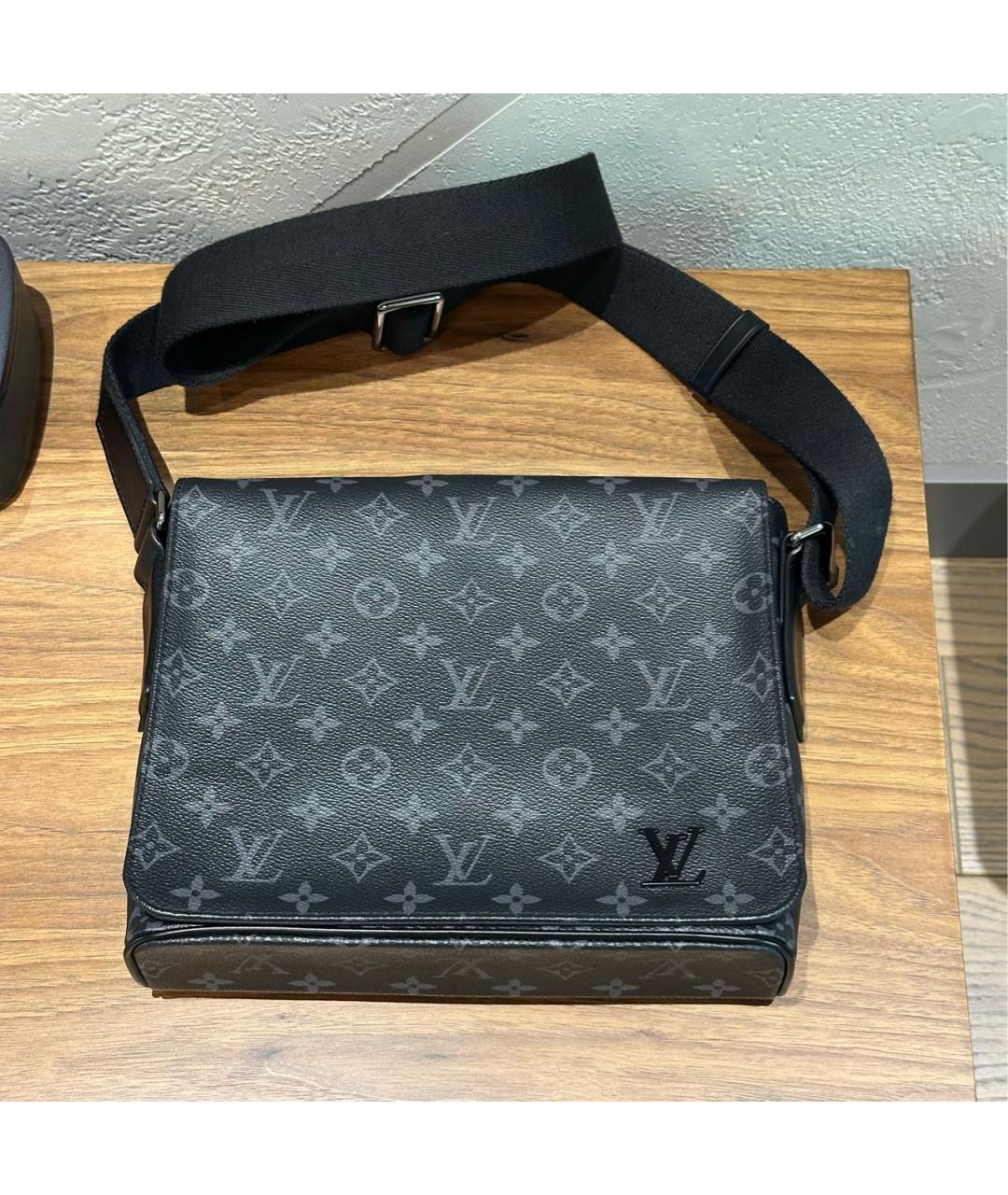 LOUIS VUITTON Черная сумка на плечо, фото 6