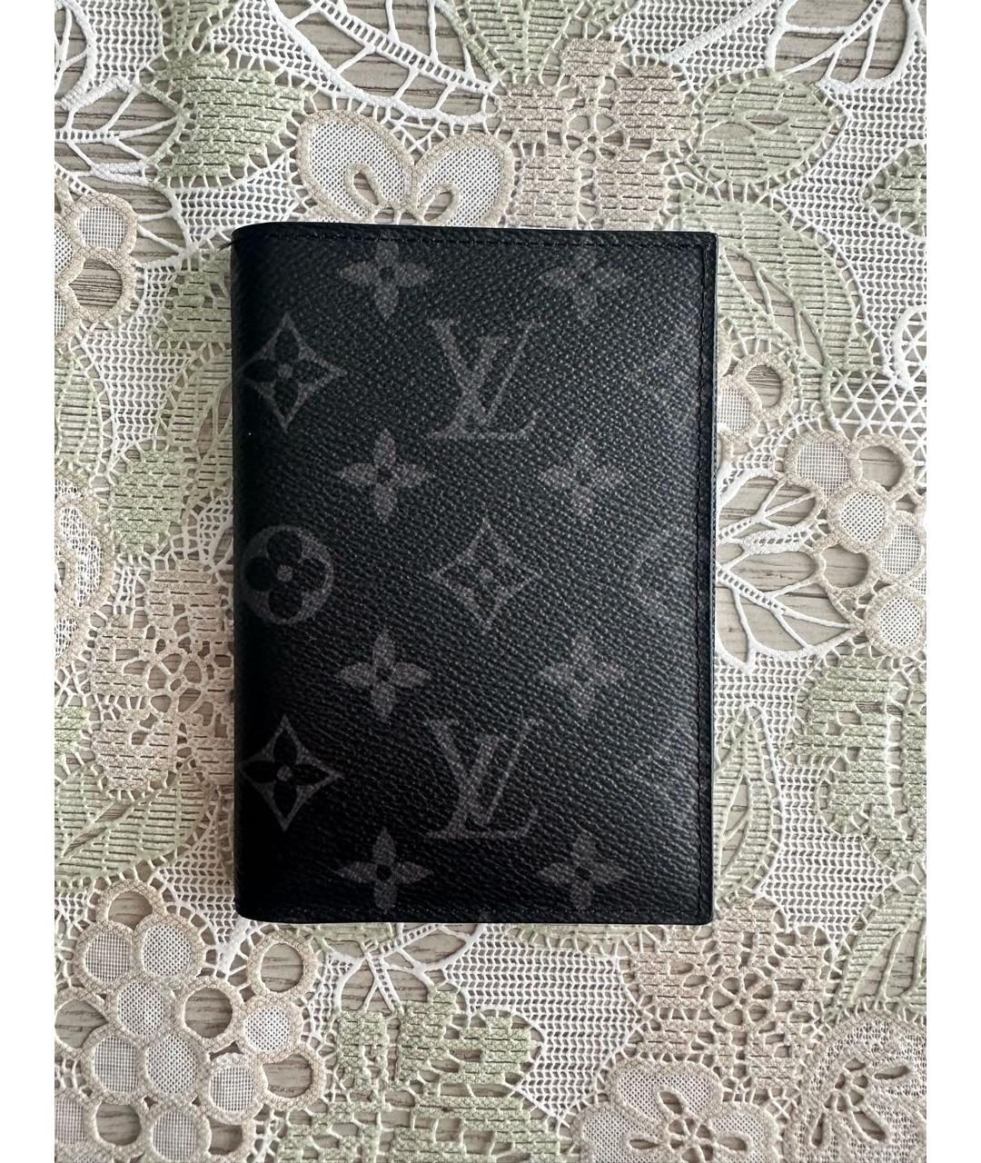 LOUIS VUITTON Черный кожаный кардхолдер, фото 4