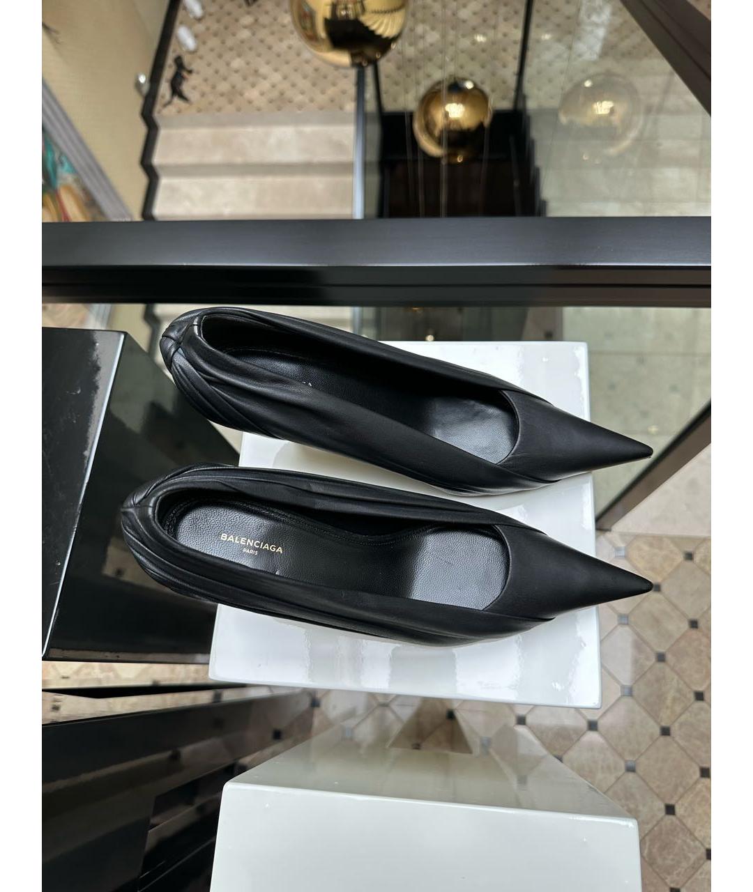 BALENCIAGA Черные кожаные туфли, фото 3