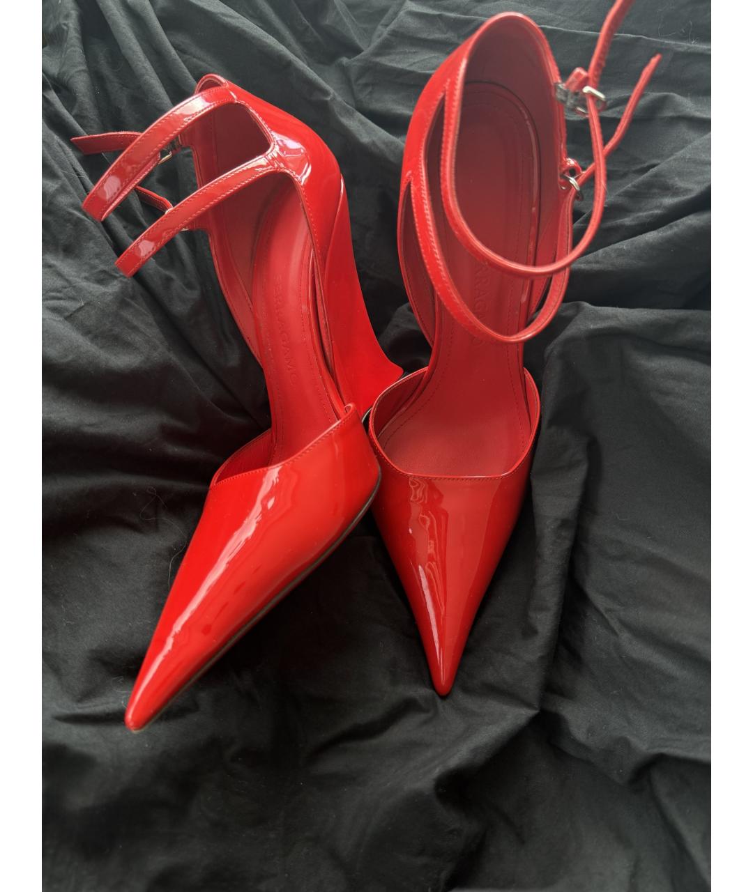 FERRAGAMO Красные туфли из лакированной кожи, фото 9