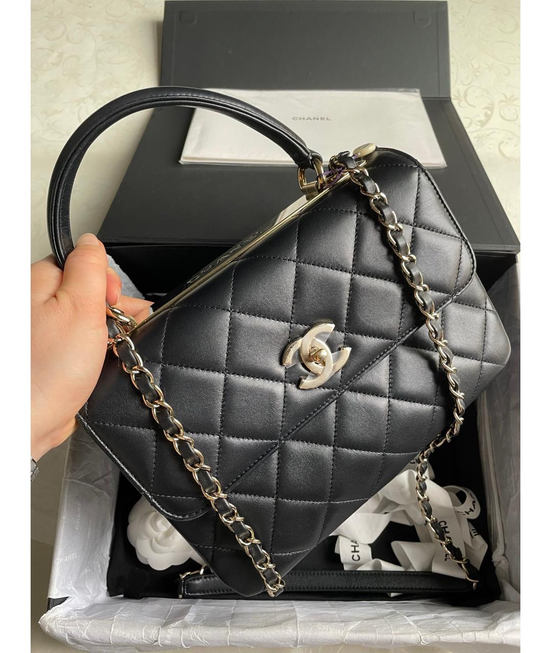 CHANEL Черная кожаная сумка с короткими ручками, фото 2