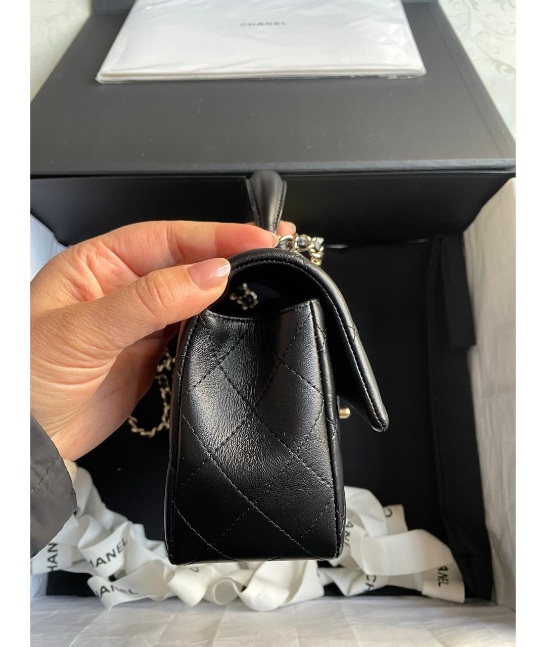 CHANEL Черная кожаная сумка с короткими ручками, фото 5