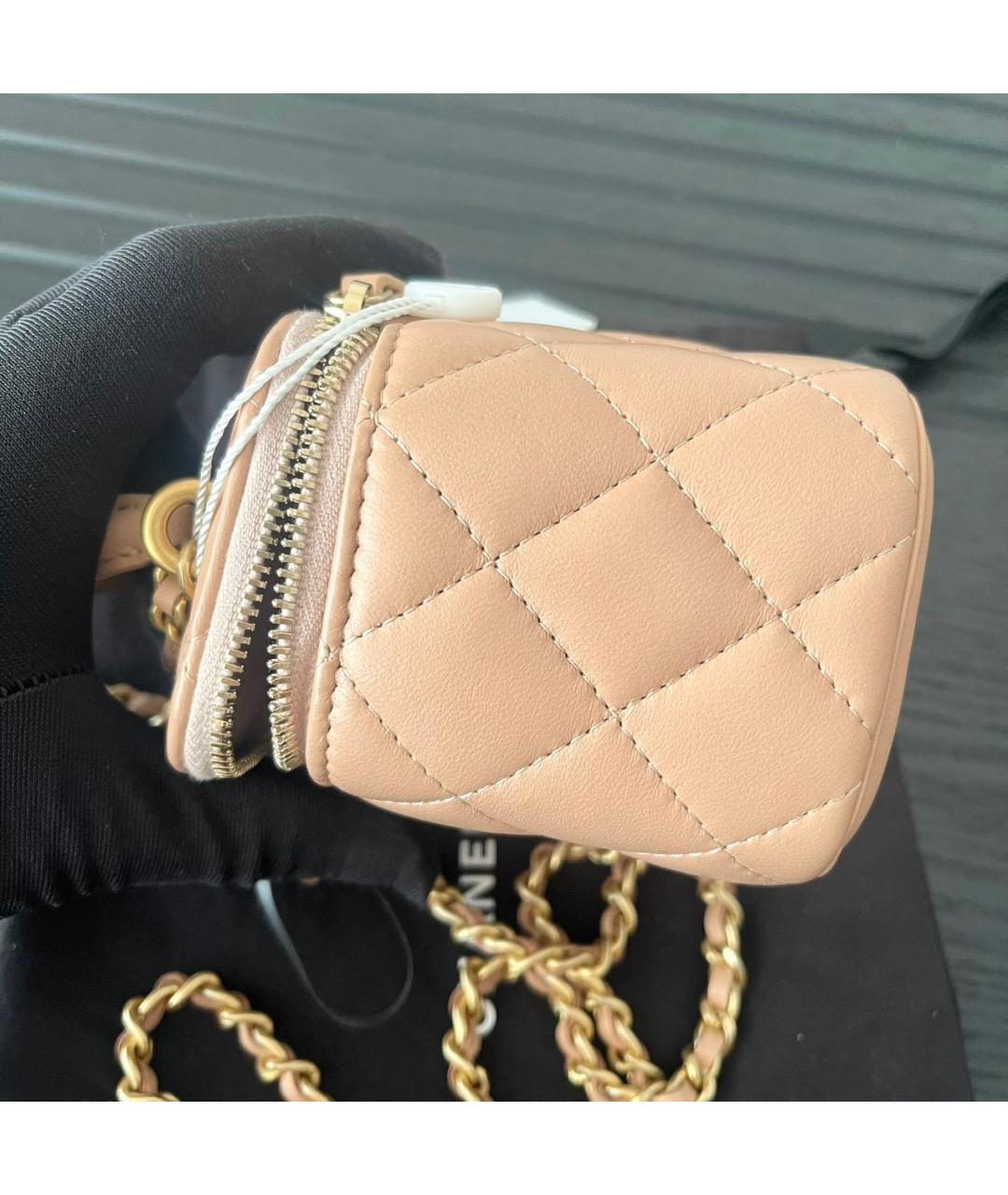 CHANEL Бежевая кожаная сумка через плечо, фото 4